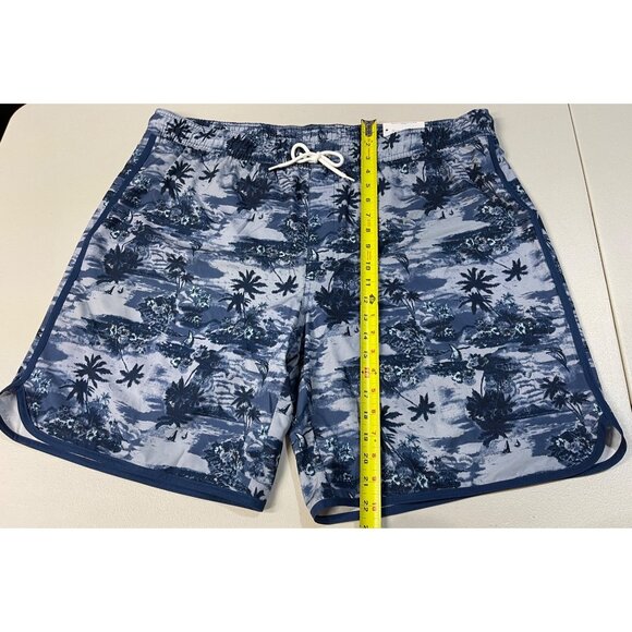 St. John's Bay Mens XXL Swim Shorts  Blue Tropical Print - Picture 7 of 11